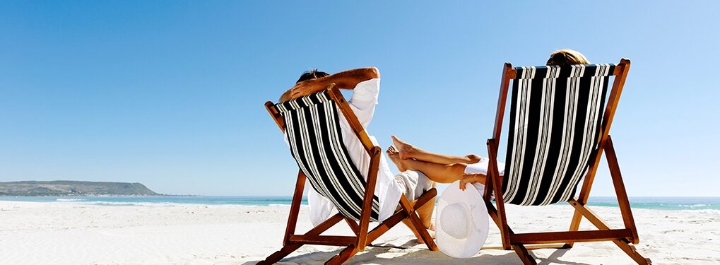 summer relaxing beach couple Vacances